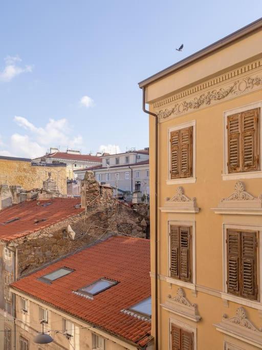 Stylish Apartment - Casa Leone - Center Trieste Exterior foto